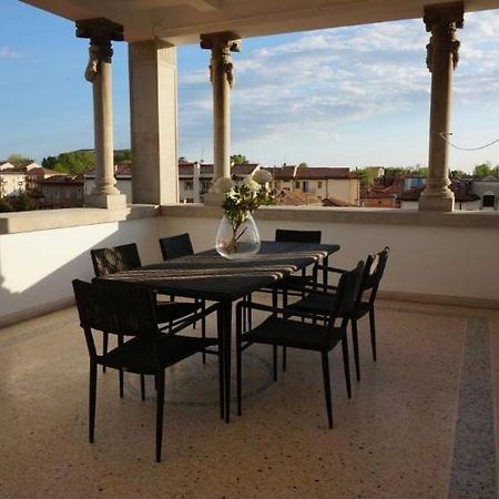 Stylish Penthouse Apartment In Venice Lido, 10 Minutes From Saint Marks Square 威尼斯丽都 外观 照片